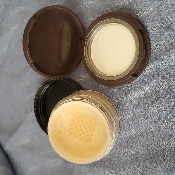 Setting powders - Picture 3 of 3